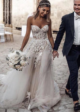 A-line Tulle Skirt Floral Lace Sweetheart Wedding Dresses Backless