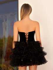 Black Velvet Sweetheart Ruffles Short Homecoming Dress