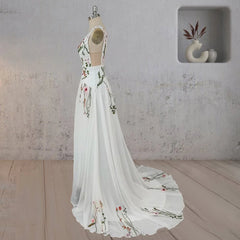 A-Line Flower Appliqued Majesty Wedding Dress