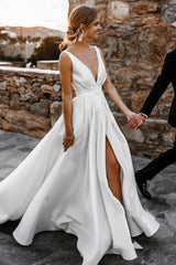 Attractive Deep V-Neck White Satin Bohemian Wedding Dress