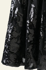 A-line Spaghetti Straps V Neck Lace Homecoming Dress