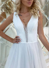 A Line Bohemian Long Tulle Simple Wedding Dress V Neck