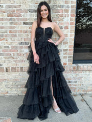 Black Strapless A Line Tulle Prom Dress With Appliques