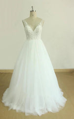 A-Line V-Neck Chapel Train Sleeveless Deep V Back Tulle Appliques Weddig Dress