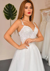 A-line Spaghetti Straps Sleeveless White Appliques Tulle Pearls Wedding Bridal Dress